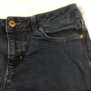 Tommy Hilfiger Medium Wash Bootcut 10